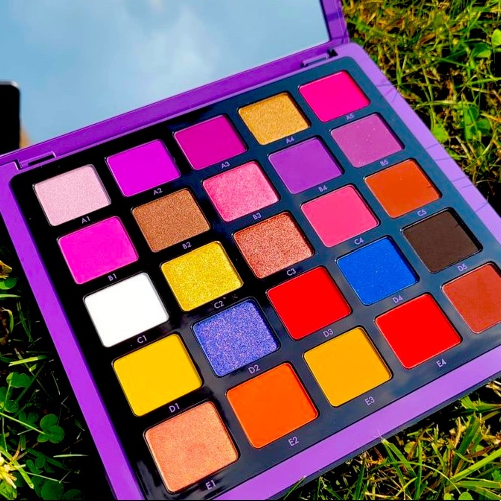 BRAND NEW NORVINA PALETTE VOL 1 (make your best offer)